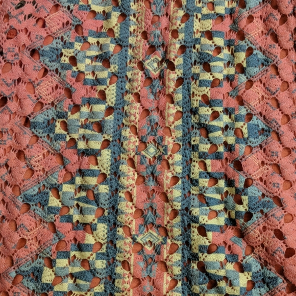 ***SOLD***Tank - Picture 2 of 3